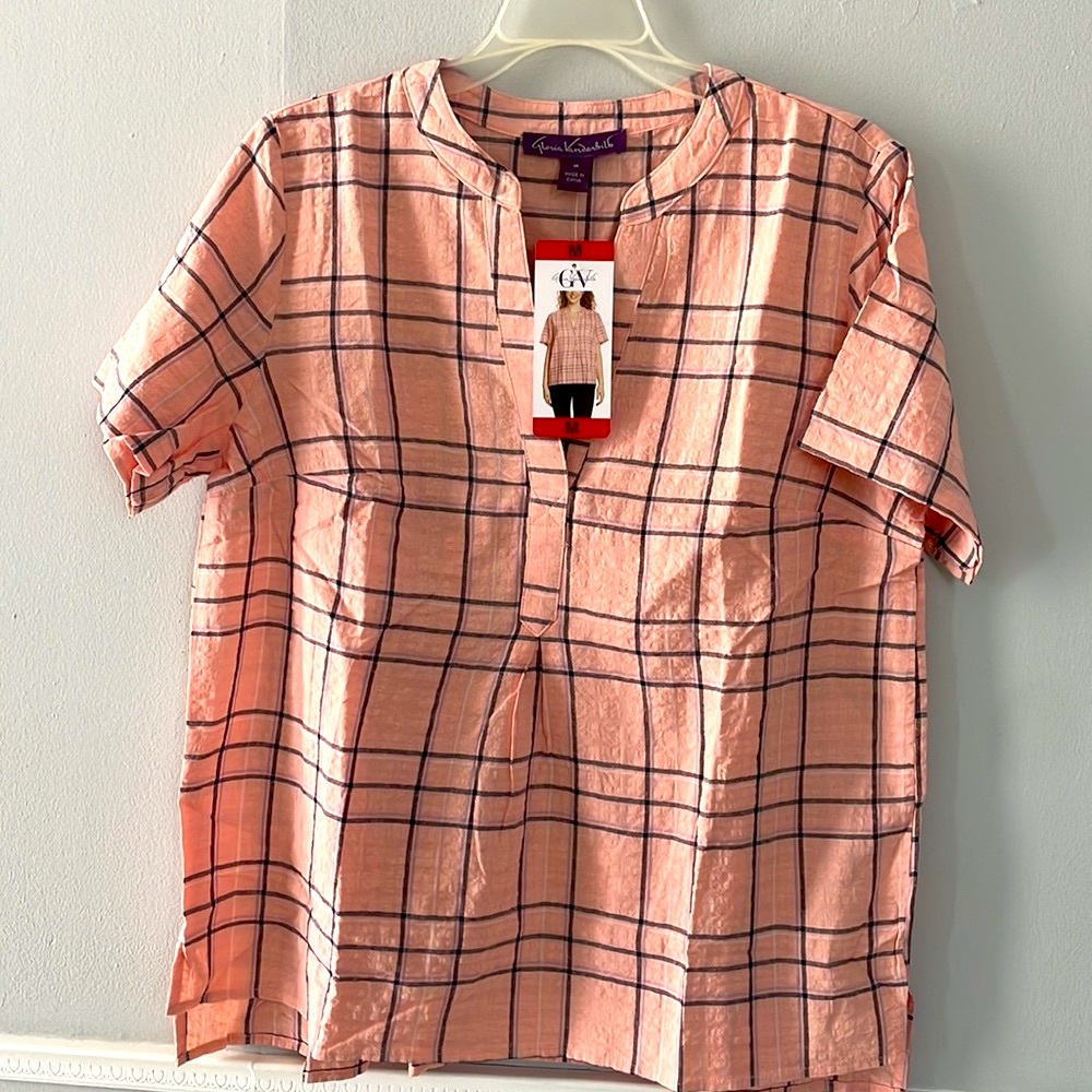 Gloria Vanderbilt Blouse NWT